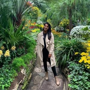 Meet your Posher, Alleya